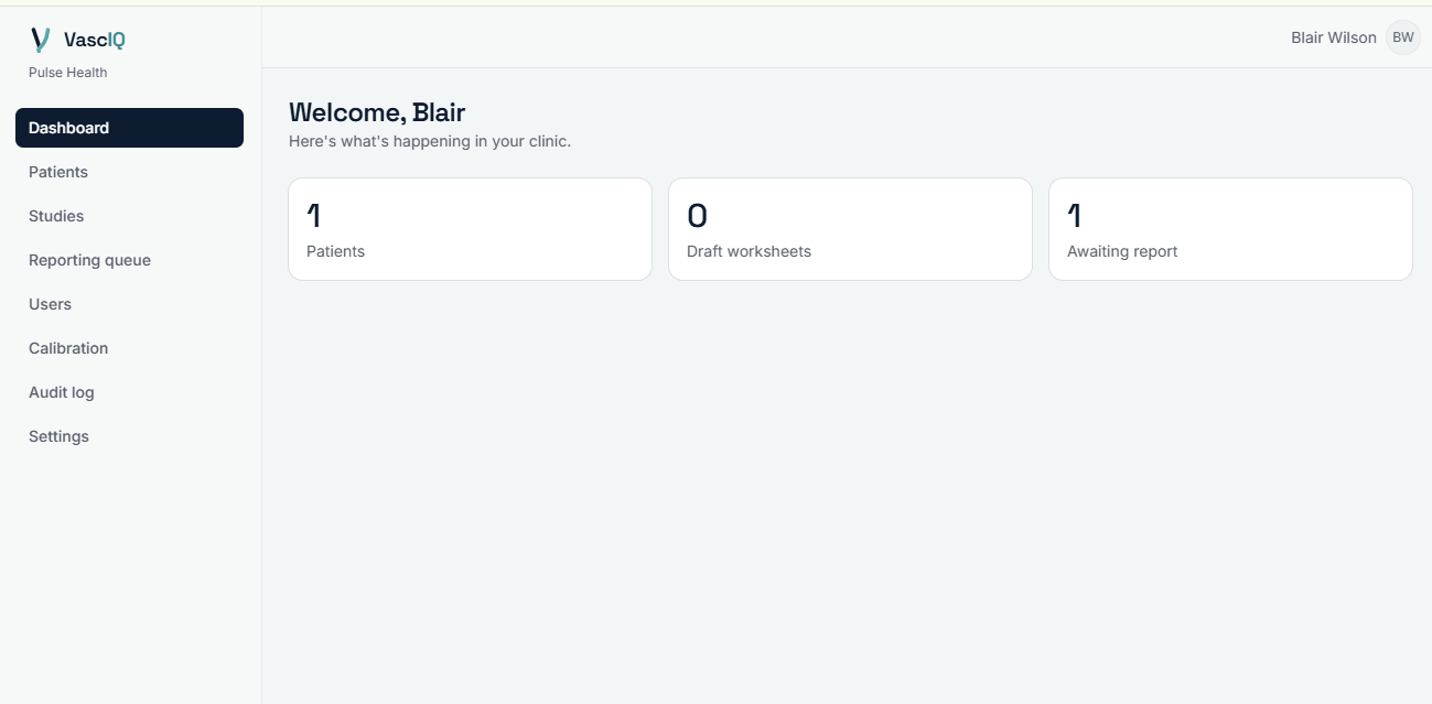 VascIQ clinic dashboard showing patients, draft worksheets, and studies awaiting report at a glance